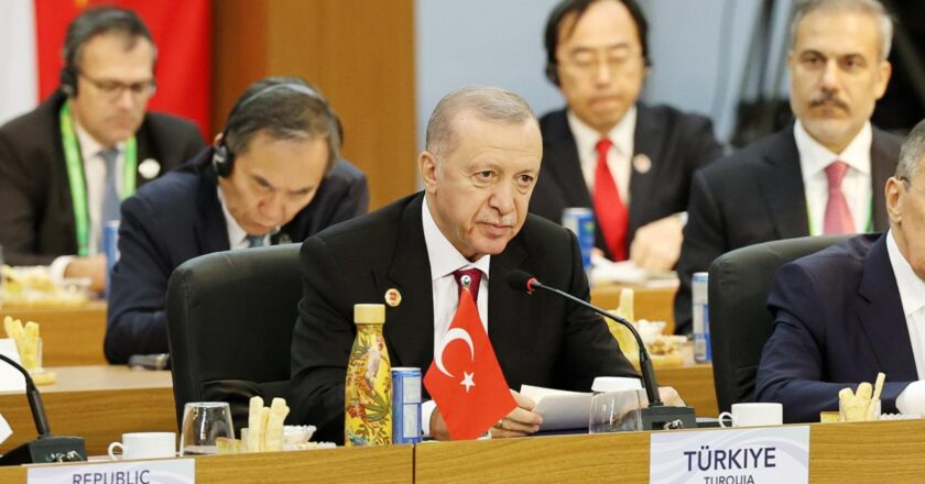 Cumhurbaşkanı Erdoğan, G20 zirvesinde bazı liderlerle görüştü