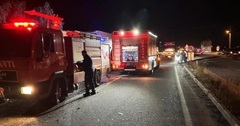 Balıkesir’de zincirleme trafik kazası: 5 yaralı