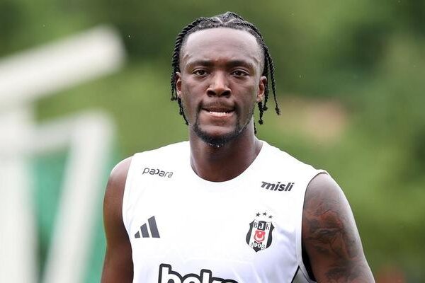 Beşiktaş’ta yeni transfer Tammy Abraham, takımla ilk idmanına çıktı
