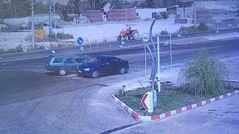 Isparta’da otomobiller çarpıştı: 1’i ağır 8 yaralı – Son Dakika Türkiye Haberleri