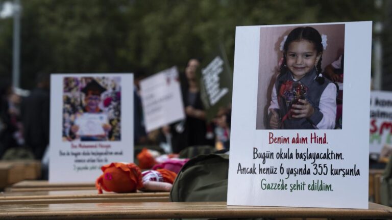 AK Parti’den Gazzeli çocuklar için ‘Boş Sıralar’ etkinliği