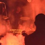 Galatasaray, Kocaeli’de coşkuyla karşılandı! Cimbom kamp kadrosunu belirledi…Galatasaray (GS) Haberleri