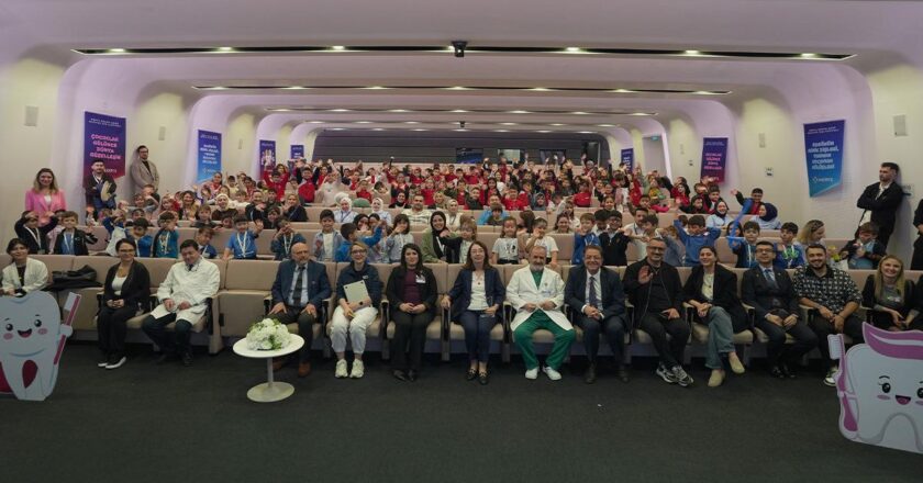 Medipol’de Dünya çocuk Günü’ne özel “diş festivali” coşkusu