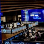 BIST 100 endeksi 10.973,54 puandan başladı