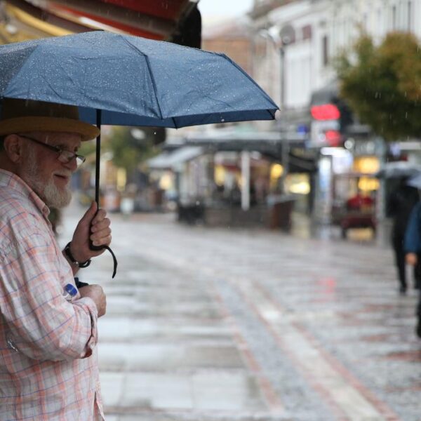 Yeni haftada sıcaklık düşüyor, sağanak geliyor