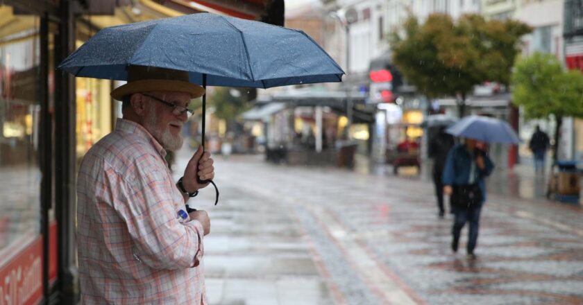 Yeni haftada sıcaklık düşüyor, sağanak geliyor