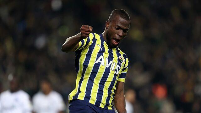 36 yaşındaki Enner Valencia’dan muhteşem gol!