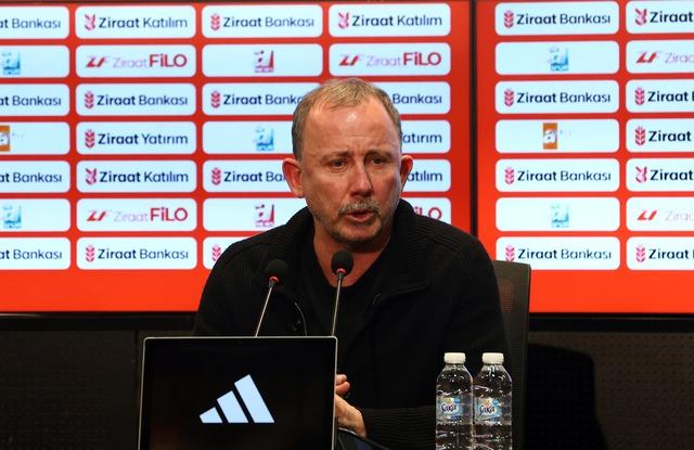 Sergen Yalçın: “Taraftarımız bırakmamızı istiyorsa bırakırız”