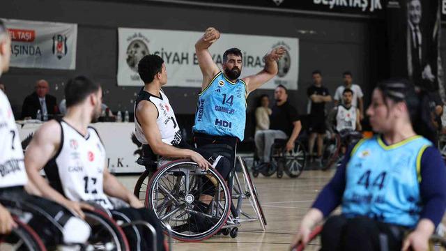 Tekerlekli Sandalye Basketbol Süper Ligi’nde şampiyon Fenerbahçe
