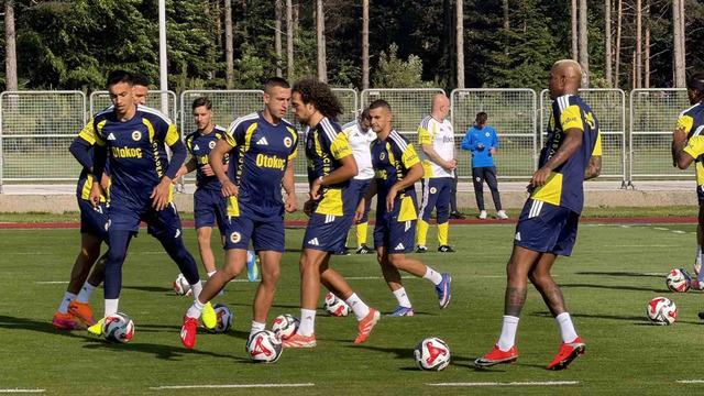 Fenerbahçe’de kadro, Avusturya kampında şekillenecek